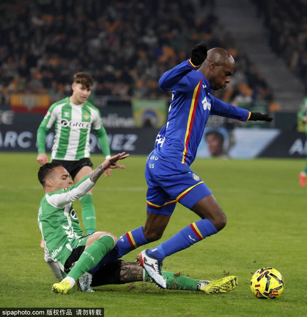 直播：洛塞尔索头球扳平，西甲联赛精彩回顾